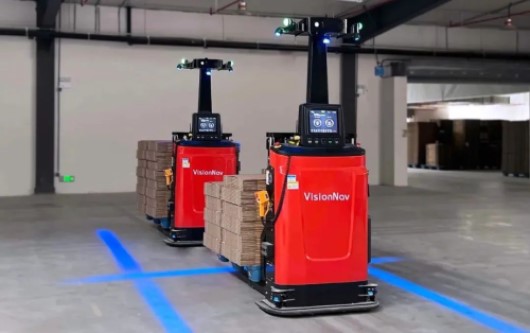 Transforming Material Handling: The Advantages of AMR Automated Mobile Robots