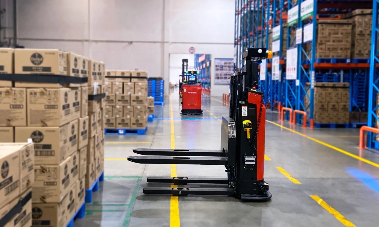 AGV Transport Case Study | VisionNav Empowers 3PL Industry with Intralogistics Automation Solution