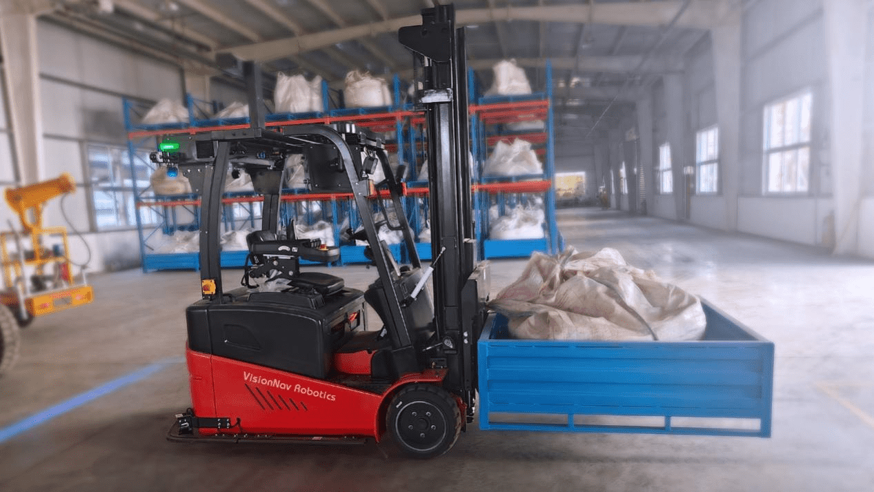 Counterbalance Truck AGV | Elevating Sustainability: VisionNav's Impact on Workflow in the Non-Ferrous Metals Industry