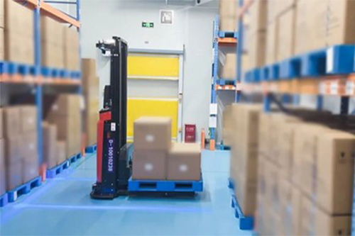 Revolutionizing Warehouse Operations: The Rise of AGV Forklifts