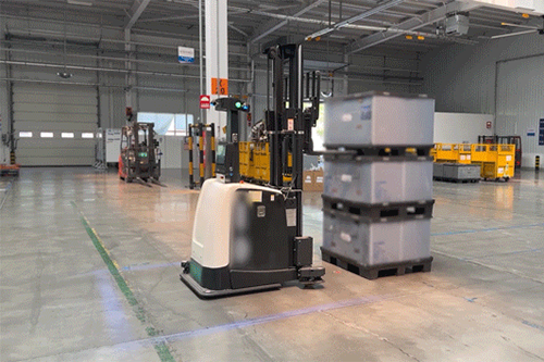 The Rise of AGVs in Material Handling: Revolutionizing Warehouse Operations