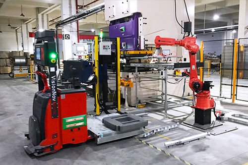 The Dual Edges of Automated Pallet Mover: Advantages and Limitations