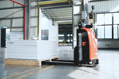 Revolutionizing Warehouse Efficiency with Stacker Forklifts
