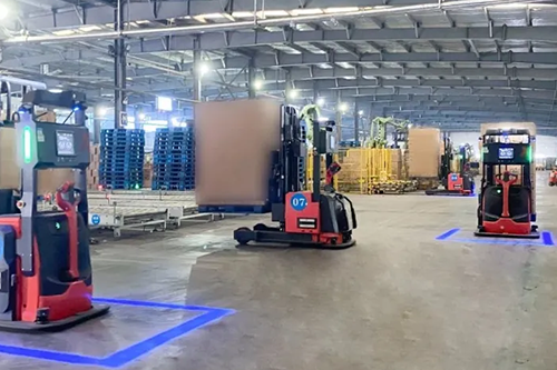 Revolutionizing Warehouse Efficiency with AGV Robot Technology